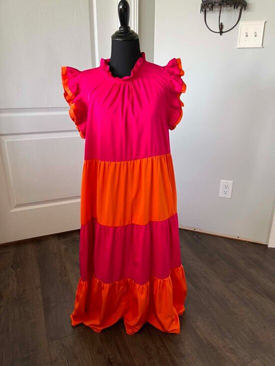 THML Dresses & Skirts - THML Midi Sheath Dress size Medium